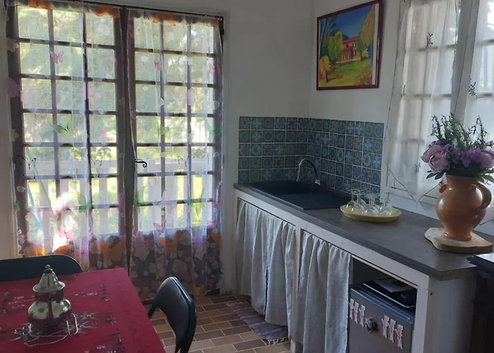 Guest house La Campagne De Lili - Et Cuisine Sur Terrasse Privee